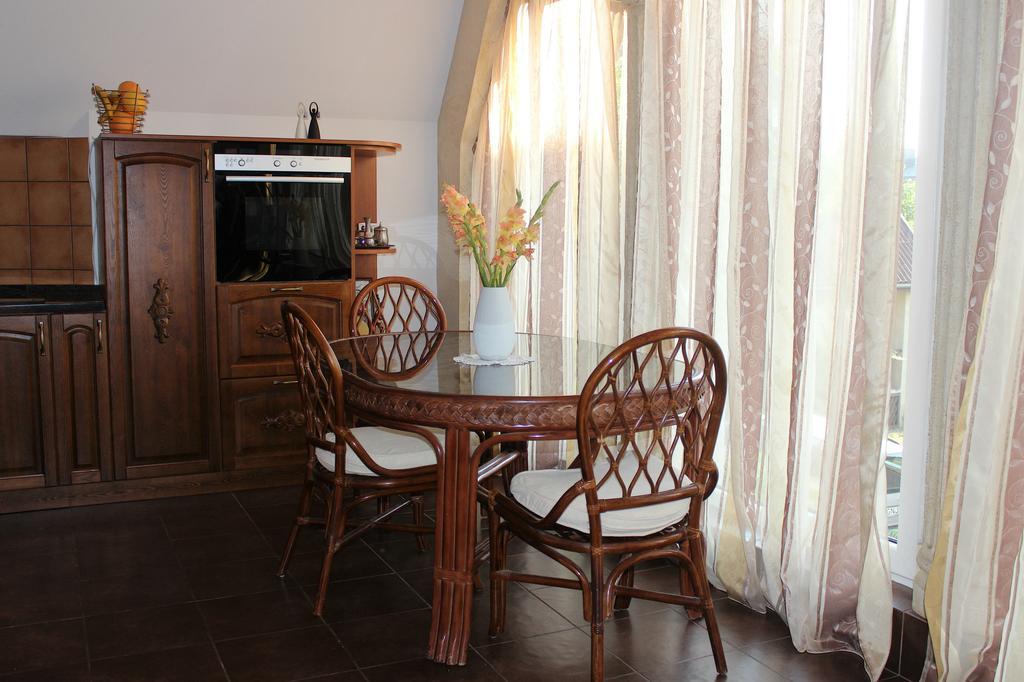 Columba Livia Guesthouse Palanga Ruang foto