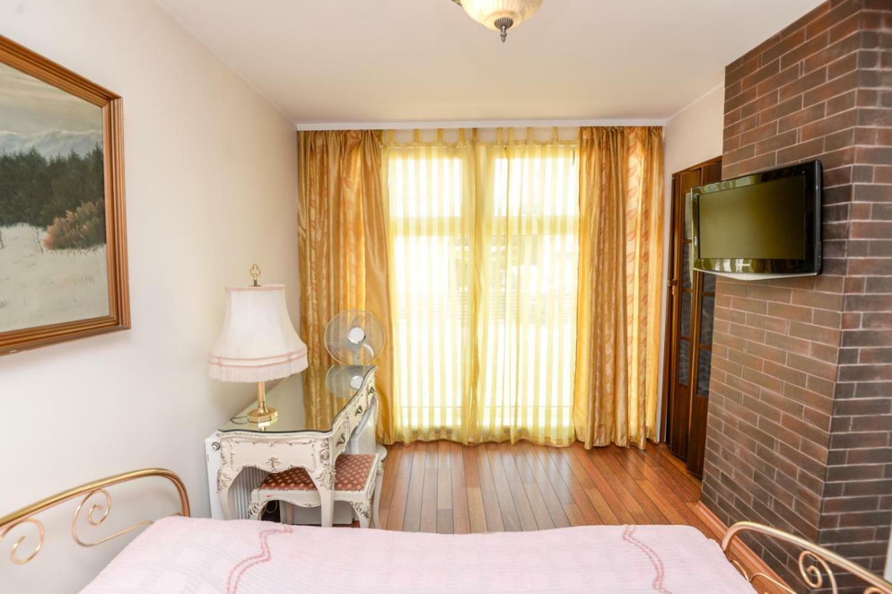 Columba Livia Guesthouse Palanga Bagian luar foto